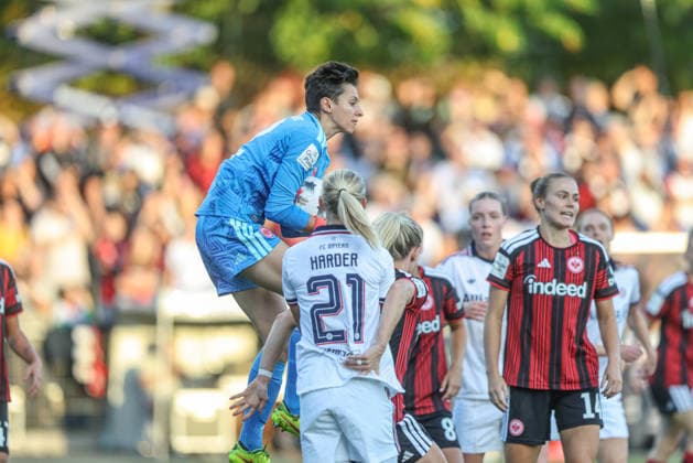 GER, Frankfurt, Eintracht Frankfurt vs. FC Bayern Munich, Google Pixel Women s Bundesliga, Soccer, DFB, 2026–2027 Season, Stadion am Brentanobad, Matchday 6 in pictures: Lina Altenburg, Eintracht Frankfurt Women’s Team 12. DFB and DFL regulations prohibit any use of photographs as image sequences and or quasi-video. October 3, 2026 Copyright: HMBxMedia HendrikxHamelau