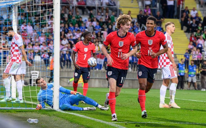 03 October 2026 - Croatia v England - UEFA Nations League - Stadion HNK - Rijeka - Croatia. Croatia v England - UEFA Nations League - Stadion HNK - Rijeka - Croatia. England s Anthony Gordon celebrates his goal with Jude Bellingham. Picture : Mark Pain RIJEKA CROATIA Copyright: xMarkxPainx