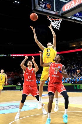 October 3, 2026, Germany, GER, DEU, Basketball, 1st Bundesliga, Day 1, 2026–2027 Season, Berlin, ALBA Berlin vs. Bamberg, Nevio Bennefeld (ALBA Berlin) 22, Joshua Obiesie (Bamberg) 77, Mylik Wilson (Bamberg) 10, nordphoto GmbH, Engler Berlin, Uber Arena, Berlin, Germany Copyright: xNordphotox xEnglerx