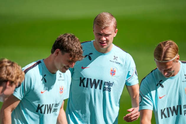 Soccer, Nations League Portugal vs. Norway, Nations League Porto, Portugal 20261003 Norway s Erling Braut Haaland during training at Estadio do Dragão on the day of the match against Portugal. Photo: Lise Aserud, NTB, Porto, Portugal. EDITORIAL USE ONLY. RESTRICTED USE FOR BETTING COMPANIES  Copyright: xLisexAserudx xNTBx