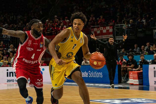 Jack Kayil, October 3, 2026, Alba Berlin vs. Bamberg Baskets, Basketball, BBL, Uber Arena, Berlin. DFL regulations prohibit any use of photographs as image sequences and or quasi-video. Copyright: HMBxMedia xFinnxWeidmann