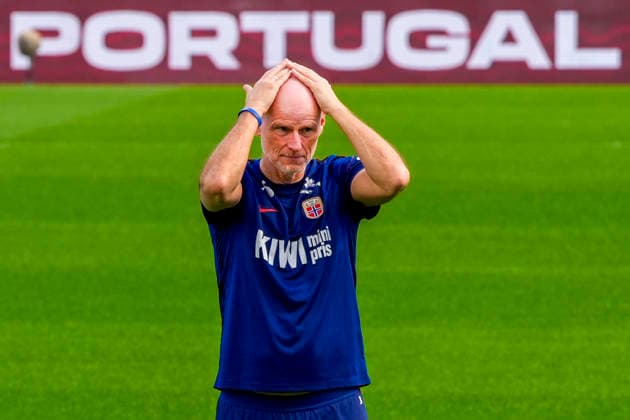 Soccer, Nations League: Portugal vs. Norway; Nations League: Porto, Portugal, October 3, 2026. Norway national team manager Stale Solbakken during training at Estádio do Dragão the day before the match against Portugal. Photo by Lise Aserud, NTB, Porto, Portugal. EDITORIAL USE ONLY. RESTRICTED USE FOR BETTING COMPANIES.  Copyright: xLisexAserudx xNTBx
