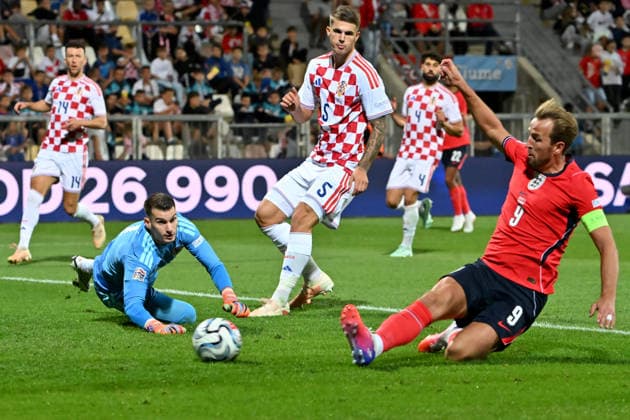RIJEKA, CROATIA - OCTOBER 03: Harry Kane of England (R) in action and score against Dominik Livakovic of Croatia (2L) during the UEFA Nations League, League A Group A3, match between Croatia and England at Stadion Rujevica, Rijeka on October 03, 2026 in Rijeka, Croatia. (Photo by Igor Kupljenik Sports Press Photo). Copyright: xIgorxKupljenikx xSPPx Sportspressphoto_SPR244603