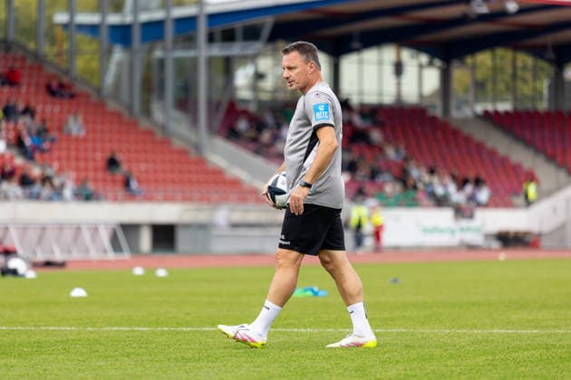 KSV Hessen Kassel vs. SSV Ulm 1846 Soccer, Regionalliga Southwest, Matchday 10, Auestadion Kassel, October 3, 2026—warm-up, Holger Betz, SSV Ulm 1846 soccer, goalkeeper coach—KSV Hessen Kassel vs. SSV Ulm 1846 soccer, Regionalliga Southwest, Matchday 10, Auestadion Kassel, October 3, 2026; Photo by Lucca Fundel, Kassel Auestadion, Hesse, Germany