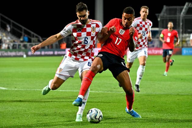 RIJEKA, CROATIA - OCTOBER 03: Morgan Rogers of England (R) in action against Josip Sutalo of Croatia (L) during the UEFA Nations League, League A Group A3, match between Croatia and England at Stadion Rujevica, Rijeka on October 03, 2026 in Rijeka, Croatia. (Photo by Igor Kupljenik Sports Press Photo). Copyright: xIgorxKupljenikx xSPPx Sportspressphoto_SPR244627