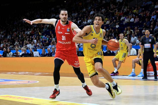 October 3, 2026, Germany, GER, DEU, Basketball, 1st Bundesliga, Day 1, 2026–2027 Season, Berlin, ALBA Berlin vs. Bamberg, BRANDON ANGEL, ALBA Berlin 21, Daniel Keppeler, Bamberg 31, nordphoto GmbH, Engler Berlin, Uber Arena Berlin, Germany Copyright: xNordphotox xEnglerx