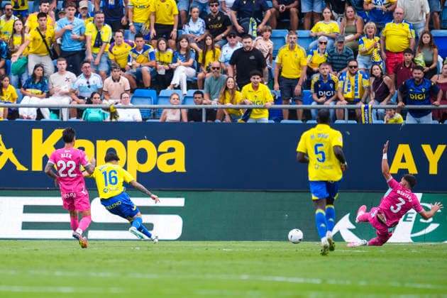 October 3, 2026, Cadiz, Cadiz, Spain: Antonito Cordero of Cadiz CF shoots to score his team s first goal during the Spanish league, LaLiga Hypermotion, football match played between Cadiz CF and CD Leganes at JP Financial stadium on October 3, 2026, in Cadiz, Spain. Cadiz CF V CD Leganes - LaLiga Hypermotion - ZUMAa181 20261003_zaa_a181_029 Copyright: xJoaquinxCorcherox
