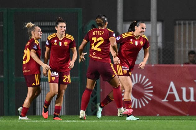 IPA89266843 - Alice Corelli of A.S. Roma Women celebrates after scoring the goal that made the score 2-0 during the Serie A Women Athora match on Matchday 2 between A.S. Roma Women and S.S. Lazio Women at Tre Fontane Stadium on October 3, 2026, in Rome, Italy.  Copyright: xDomenicoxCippitelli IPAxSportx xx IPA89266843