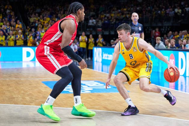 Jonas Mattisseck, ALBA BERLIN, 09; Jordan Wright, Bamberg Baskets, 03; GER; ALBA Berlin vs. BMA 365 Bamberg Baskets; Men s Basketball; easy Credit BBL; 2026–27 Season; Matchday 4, October 3, 2026 GER, ALBA Berlin vs. BMA 365 Bamberg Baskets, Men s Basketball, easyCredit BBL, 2026–27 Season, Matchday 4, October 3, 2026 Berlin Copyright: xClaudiusxRauch,xEibner-Pressefotox xClaudiusxRauchx EP_CRH