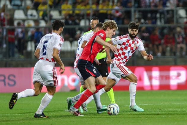 Rijeka, Croatia, 3rd October 2026. UEFA Nations League. Matchday 3, Group A3. Croatia v England at Rujevica, Rijeka. Alex SCOTT (4) and Josko GVARDIOL (4). Croatia v England, UEFA Nations League. 
