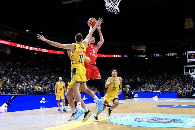 October 3, 2026, Germany, GER, DEU, Basketball, 1st Bundesliga, Day 1, 2026–2027 Season, Berlin, ALBA Berlin vs. Bamberg, JOE WIESKAMP, ALBA Berlin 11, Daniel Keppeler, Bamberg 31, nordphoto GmbH, Engler Berlin, Uber Arena, Berlin, Germany Copyright: xNordphotox xEnglerx