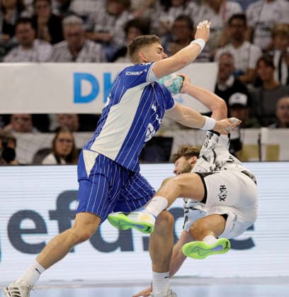 Photo by Harald Reinkind: Kiel takes on Stepan ZEMAN in Gummersbach. Men s Handball 1st Bundesliga on Sat, Oct 3, 2026: THW Kiel vs. VfL Gummersbach