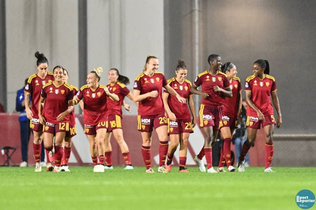 SOCCER - Women s Serie A - AS Roma vs. SS Lazio Women Photo by IPA ABACAPRESS.COM89267003 - The A.S. Roma team celebrates the 2-0 goal scored by Alice Corelli of A.S. Roma during the Serie A Women s league match between Roma and Lazio, an Italian Serie A Women s soccer match held in Rome, Italy, on October 3, 2026 Rome Italy Copyright: xIPAxSport ABACAx