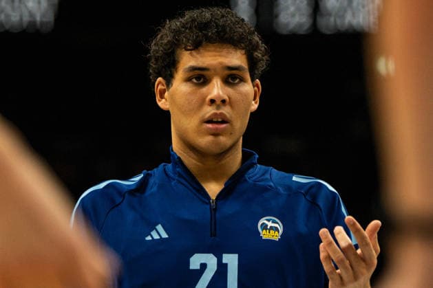 Brandon Angel, October 3, 2026, Alba Berlin vs. Bamberg Baskets, Basketball, BBL, Uber Arena, Berlin. DFL regulations prohibit any use of photographs as image sequences and or quasi-video. Copyright: HMBxMedia xFinnxWeidmann