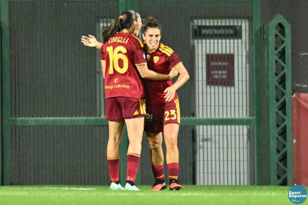 SOCCER - Women s Serie A - AS Roma vs. SS Lazio Women Photo by IPA ABACAPRESS.COM89267006 - The A.S. Roma team celebrates the 2-0 goal scored by Alice Corelli of A.S. Roma during the Serie A Women s league match between Roma and Lazio—the A.S. Roma vs. SS Lazio Women match in the Italian Serie A Women s league—in Rome, Italy, on October 3, 2026 Rome Italy Copyright: xIPAxSport ABACAx