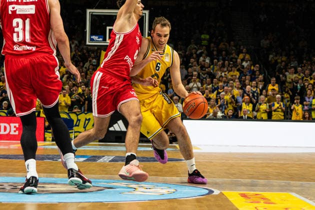 Malte Delow, October 3, 2026, Alba Berlin vs. Bamberg Baskets, Basketball, BBL, Uber Arena, Berlin. DFL regulations prohibit any use of photographs as image sequences and or quasi-video. Copyright: HMBxMedia xFinnxWeidmann