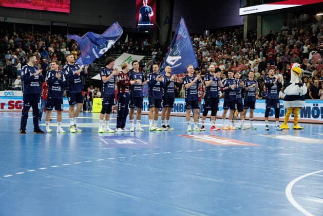 Opel HBL SG Flensburg Handewitt vs. FRISCH AUF Göppingen, Oct. 3, 2026: Celebrations after the victory. SG Flensburg Handewitt Opel HBL SG Flensburg Handewitt vs. FRISCH AUF Göppingen, GGW Arena on Oct. 3, 2026 Copyright: xBEAUTIFULxSPORTS MarioxM.xKobergx