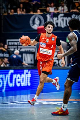 BB 1BL Men s Syntainics MBC vs. Ratiopharm Ulm: Adam Atamna of Ratiopharm Ulm during the 2026–2027 season in the 1 EasyCredit Bundesliga on Matchday 4 between Syntainics MBC and Ratiopharm Ulm at the Stadthalle Weissenfels on October 3 October 2026 in Weissenfels, Saxony-Anhalt, Germany
