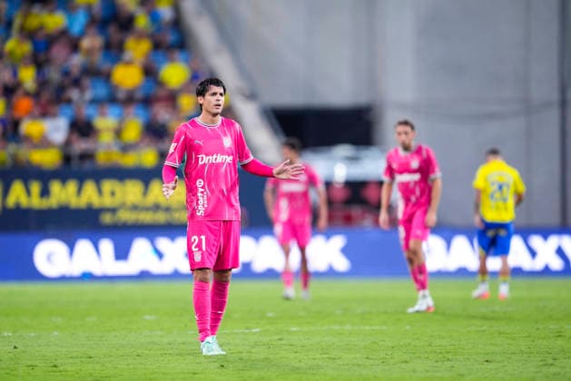 October 3, 2026, Cadiz, Cadiz, Spain: Alvaro Morata of CD Leganes protests during the Spanish league, LaLiga Hypermotion, football match played between Cadiz CF and CD Leganes at JP Financial stadium on October 3, 2026, in Cadiz, Spain. Cadiz Spain - ZUMAa181 20261003_zaa_a181_062 Copyright: xJoaquinxCorcherox