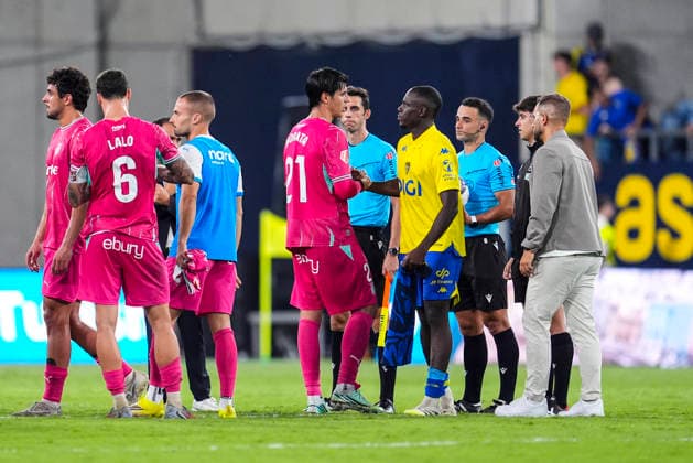 October 3, 2026, Cadiz, Cadiz, Spain: Alvaro Morata of CD Leganes protests during the Spanish league, LaLiga Hypermotion, football match played between Cadiz CF and CD Leganes at JP Financial stadium on October 3, 2026, in Cadiz, Spain. Cadiz Spain - ZUMAa181 20261003_zaa_a181_064 Copyright: xJoaquinxCorcherox
