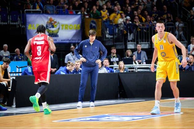 Pedro Calles, ALBA BERLIN, Head Coach, disappointed, GER, ALBA Berlin vs. BMA 365 Bamberg Baskets, Men s Basketball, easy Credit BBL, 2026–27 Season, Matchday 4, October 3, 2026, GER, ALBA Berlin vs. BMA 365 Bamberg Baskets, Men s Basketball, easyCredit BBL, 2026–27 Season, Matchday 4, October 3, 2026, Berlin Copyright: xClaudiusxRauch,xEibner-Pressefotox xClaudiusxRauchx EP_CRH