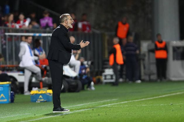 Rijeka, Croatia, 3rd October 2026. UEFA Nations League. Matchday 3, Group A3. Croatia v England at Rujevica, Rijeka. Croatian coach Slaven BILIC giving instructions to players. Croatia v England, UEFA Nations League.