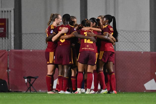 SOCCER - Women s Serie A - AS Roma vs. SS Lazio Women Photo by IPA ABACAPRESS.COM89267518 - Alayah Pilgrim of A.S. Roma Women celebrates after scoring the goal that made the score 3-0 during the Serie A Women Athora match on Matchday 2 between A.S. Roma Women and S.S. Lazio Women at Tre Fontane Stadium on October 3, 2026, in Rome, Italy. Rome Italy  Copyright: xIPAxSport ABACAx