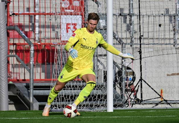 October 3, 2026, GER Soccer, Men, Bundesliga, Friendly Match, 2026–2027 Season, Hamburg, FC St. Pauli vs. Borussia Mönchengladbach, individual play, landscape orientation, goalkeeper Daniel Batz, BMG Gladbach 33. DFB and DFL regulations prohibit any use of photographs as image sequences and or quasi-video. Hamburg, Millerntorstadion, Hamburg, Germany Copyright: xnordphotoxGmbH xWitkex