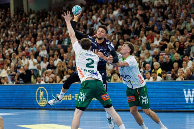Opel HBL SG Flensburg Handewitt vs. FRISCH AUF Göppingen, October 3, 2026, Marko Grgic No. 17, SG Flensburg Handewitt on the attack Opel HBL SG Flensburg Handewitt vs. FRISCH AUF Göppingen, GGW Arena on October 3, 2026 Copyright: xBEAUTIFULxSPORTS MarioxM.xKobergx