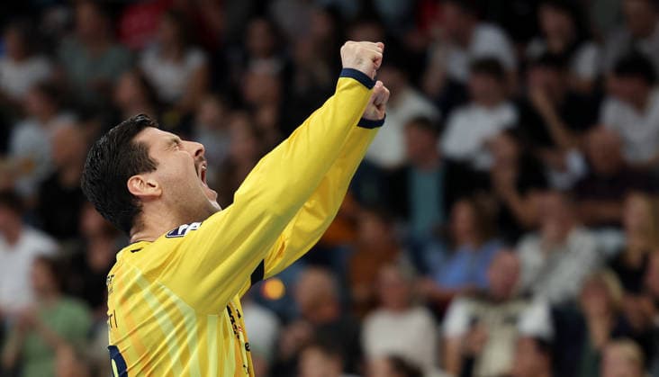 October 3, 2026, Germany, Bietigheim: Handball SG BBM Bietigheim vs. Berliner Füchse; Martin Tomovski of BBM celebrates and pumps his fists