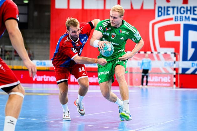 Bietigheim HBL 26 27 SG BBM Bietigheim Fuechse Berlin (from left) Mathias Larson (Bietigheim), Matthes Langhoff (Berlin) Bietigheim Bissingen Egetrans Arena Baden-Württemberg, Germany