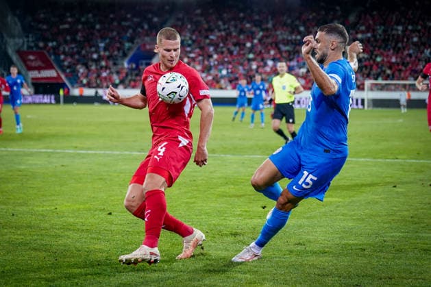 Soccer: UEFA Nations League 2026–2027, Matchday 3: Switzerland vs. Slovenia at Thermoplan Arena Lucerne; Nico Elvedi (Switzerland), 4; Danijel Sturm (Slovenia), 15 Copyright: xJOERANxSTEINSIEKx