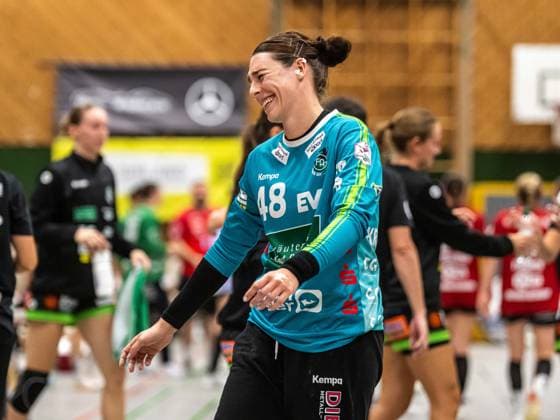 Natalia Krupa of Frisch Auf Women, 48, is in high spirits; SG Nürtingen Zizishausen vs. Frisch Auf Göppingen, handball, DHB Cup, 2026–2027 season, October 3, 2026, SG Nürtingen Zizishausen vs. Frisch Auf Göppingen, Handball, DHB Cup, 2026–2027 season, October 3, 2026, Nürtingen Copyright: xMichaelxSchmidt Eibner-Pressefotx EP_MST