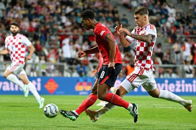 Croatia, Rijeka, 03.10.2026. Rujevica Stadium. UEFA Nations League, football match: Croatia - England. In the photo: Jude Bellingham, Luka Vuskovic. Photo: Damir Krajac CROPIX Copyright: xxDamirxKrajacx hrvatska_engleska108-031026