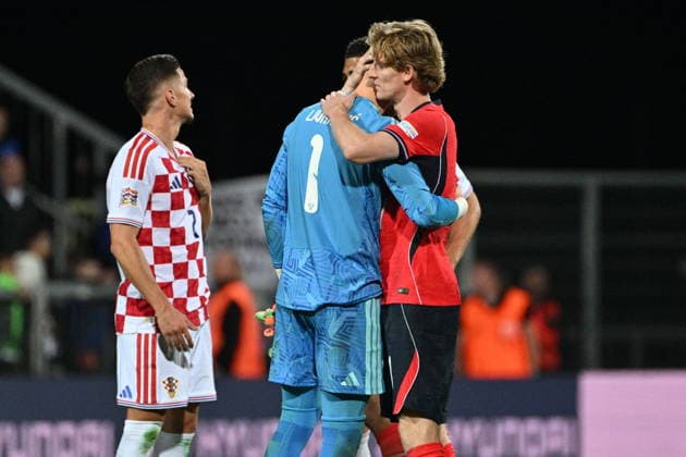 Croatia, Rijeka, 03.10.2026. Rujevica Stadium. UEFA Nations League, football match: Croatia - England. In the photo: Dominik Livakovic, Anthony Gordon. Photo: Damir Krajac CROPIX Copyright: xxDamirxKrajacx hrvatska_engleska100-031026