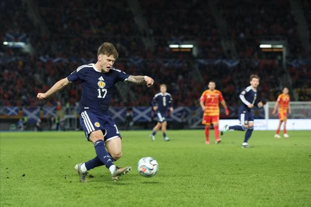 Ben Gannon-Doak of Scotland in action. North Macedonia v Scotland, UEFA Nations League, Football, Nacionalna Arena Tose Proeski, Skopje, North Macedonia - 03 Oct 2026Skopje Nacionalna Arena Tose Proeski North Macedonia  Copyright: xNikolaxKrstic Shutterstockx 17184131dq