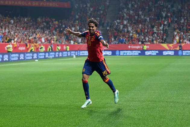 Spain - Czech Republic - UEFA Nations League 2026 27 OVIEDO, SPAIN - OCTOBER 3: Lamine Yamal of Spain celebrates after scoring his team s first goal during the UEFA Nations League 2026 27 group phase match between Spain and Czech Republic at the Carlos Tartiere Stadium on October 3, 2026 in Oviedo, Spain. (Photo by Diego Simon Photo Players Images Magara Press) Oviedo Carlos Tartiere Espana Copyright: xDiegoxSimonx