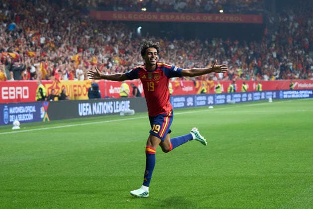 Spain - Czech Republic - UEFA Nations League 2026 27 OVIEDO, SPAIN - OCTOBER 3: Lamine Yamal of Spain celebrates after scoring his team s first goal during the UEFA Nations League 2026 27 group phase match between Spain and Czech Republic at the Carlos Tartiere Stadium on October 3, 2026 in Oviedo, Spain. (Photo by Diego Simon Photo Players Images Magara Press) Oviedo Carlos Tartiere Espana Copyright: xDiegoxSimonx