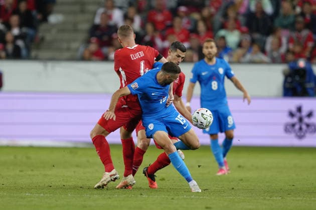 Luzern, Switzerland - October 03: Danijel Sturm (15 SLO) in duel for the ball with Remo Freuler (8 SUI) and Nico Elvedi (4 SUI) during the UEFA Nations League match between Switzerland and Slovenia at thermoplan arena on October 03, 2026 in Luzern, Switzerland. Copyright: xKjetilxWaberx xSPPx Sportspressphoto_SPR244762