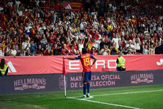 Spain - Czech Republic - UEFA Nations League 2026 27 OVIEDO, SPAIN - OCTOBER 3: Lamine Yamal of Spain celebrates after scoring his team s first goal during the UEFA Nations League 2026 27 group phase match between Spain and Czech Republic at the Carlos Tartiere Stadium on October 3, 2026 in Oviedo, Spain. (Photo by Diego Simon Photo Players Images Magara Press) Oviedo Carlos Tartiere Espana Copyright: xDiegoxSimonx