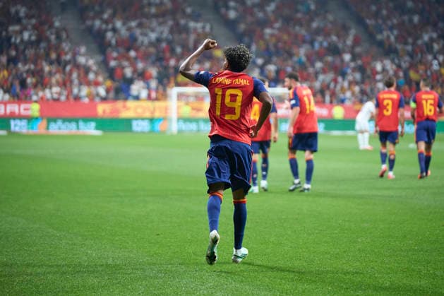 Spain - Czech Republic - UEFA Nations League 2026 27 OVIEDO, SPAIN - OCTOBER 3: Lamine Yamal of Spain celebrates after scoring his team s first goal during the UEFA Nations League 2026 27 group phase match between Spain and Czech Republic at the Carlos Tartiere Stadium on October 3, 2026 in Oviedo, Spain. (Photo by Diego Simon Photo Players Images Magara Press) Oviedo Carlos Tartiere Espana Copyright: xDiegoxSimonx