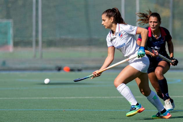 From left: Clara Badia Bogner MHC, 9, Joana Boehringer BHC, 8, Action, Game play, October 3, 2026, Mannheim, Germany, Hockey, 1st Bundesliga, Women, Mannheimer HC vs. Berliner HC xozx