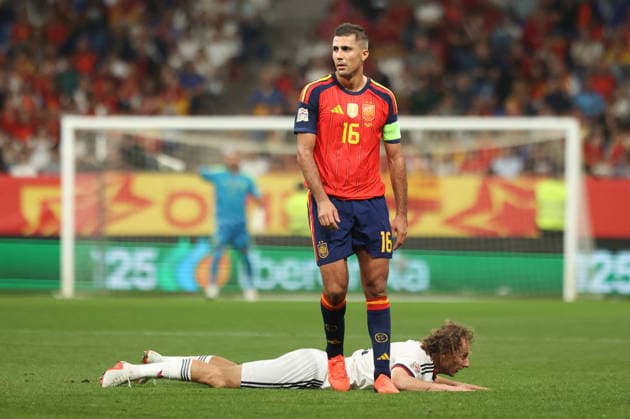 RECORD DATE NOT STATED 3rd October 2026; Carlos Tartiere Stadium, Oviedo, Spain; UEFA Nations League Football, Spain versus Czech Republic; Spain 16, Rodri, after foul on Czech player AmandaxMcMaster