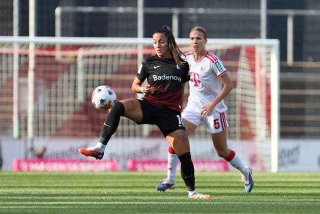 Selina Vobian of SC Freiburg and Celina Degen of 1. FC Köln go head-to-head during the Women s Bundesliga match between 1. FC Köln and SC Freiburg, Franz Kremer Stadium on October 3, 2026, in Cologne, Germany. Photo by Oliver Kaelke, DeFodi Images. Selina Vobian of SC Freiburg and Celina Degen of 1. FC Köln battle for the ball during the Bundesliga match between 1. FC Köln and SC Freiburg at Franz Kremer Stadium on October 3, 2026 in Cologne, Germany. Photo by Oliver Kaelke, DeFodi Images. DFB and DFL regulations prohibit any use of photographs as image sequences and or quasi-video. Photo by Oliver Kaelke, DeFodi Images.