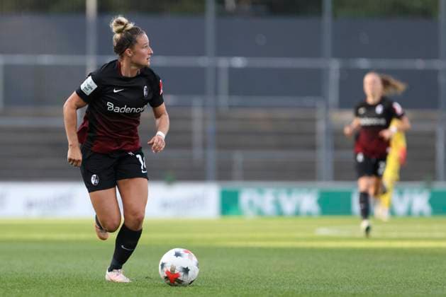 Carina Brunold of SC Freiburg in action, on the ball, making a solo play during the Women s Bundesliga match between 1. FC Köln and SC Freiburg, Franz Kremer Stadium on October 3, 2026, in Cologne, Germany. Photo by Oliver Kaelke, DeFodi Images. Carina Brunold of SC Freiburg controls the ball during the Bundesliga match between 1 FC Köln and SC Freiburg at Franz Kremer Stadium on October 3, 2026 in Cologne, Germany. Photo by Oliver Kaelke, DeFodi Images. DFB and DFL regulations prohibit any use of photographs as image sequences and or quasi-video. Photo by Oliver Kaelke, DeFodi Images.