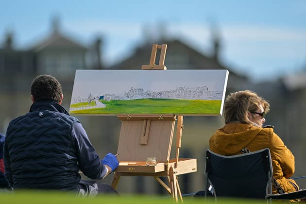 Alfred Dunhill Links Championship General view of a painter painting the Old Course during the Alfred Dunhill Links Championship at St Andrews, St Andrews 03 10 2026 UK Newspapers OUT Copyright: xKrisxCargillx FIL-24023-0076