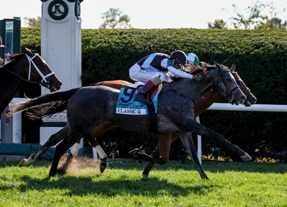 HORSE RACING 2026: Coolmore Turf Mile Day Keeneland OCT 03 October 3, 2026, Lexington, Ky, USA: Classic Q (9) ridden by John Velazquez wins the First Lady Stakes (Grade 1) on Coolmore Turf Mile Day at Keeneland in Lexington, Kentucky on October 3, 2026. Casey Laughter Eclipse Sportswire CSM(Credit Image: Â Casey Laughter Cal Media) Lexington Ky USA EDITORIAL USE ONLY Copyright: xx ZUMA-20261003_faf_cs17_066.jpg CaseyxLaughterx csmphotothree529112
