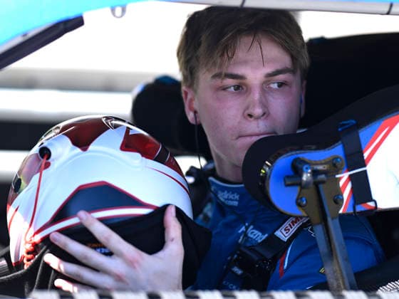 LAS VEGAS, NV - OCTOBER 03: Corey Day ( 17 Hendrick Motorsports HendrickCars.com Chevrolet) prepares to exit his race car following qualfiying for the NASCAR, Motorsport, USA O™Reilly Auto Parts Series Focused Health 302 playoff race at Las Vegas Motor Speedway Saturday Oct. 3, 2026 in Las Vegas, Nevada. (Photo by Will Lester Icon Sportswire) AUTO: OCT 03 NASCAR O™Reilly Auto Parts Series Focused Health 302 EDITORIAL USE ONLY Icon26100304762