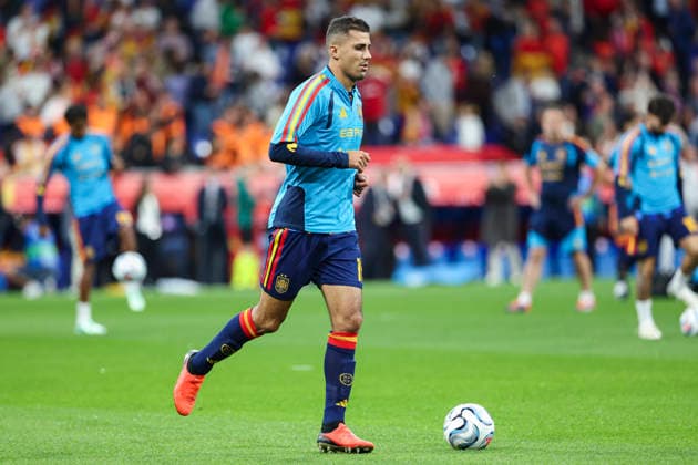 October 3, 2026, Oviedo, Asturias, Spain: Rodri of Spain warms up during the UEFA Nations League 2026 27 group phase match between Spain and Czech Republic at Carlos Tartiere stadium on October 03, 2026, in Oviedo, Spain. Oviedo Spain - ZUMAa181 20261003_zaa_a181_155 Copyright: xIrinaxR.xHx