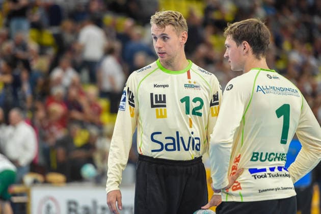 Handball I Men I 2026–2027 Season I Bundesliga I Matchday 7 I SG Flensburg Handewitt vs. HC Hamburg I October 3, 2026; from left: Kristian Saeveras (12), Frisch Auf Göppingen; Julian Buchele (1), Frisch Auf Göppingen Copyright: xLobeca JanxKirschnerx